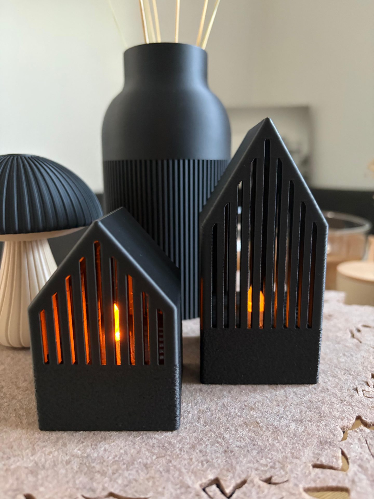 Paneelhaus LED in 2 Größen – 3D-Druck-Deko von 3Dstüberl.de