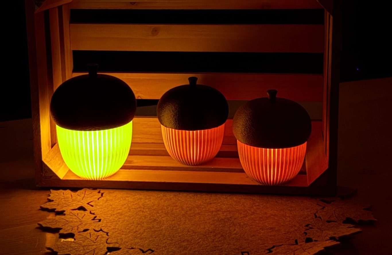 Eicheln groß / klein m. LED Beleuchtung – 3D-Druck-Deko von 3Dstüberl.de